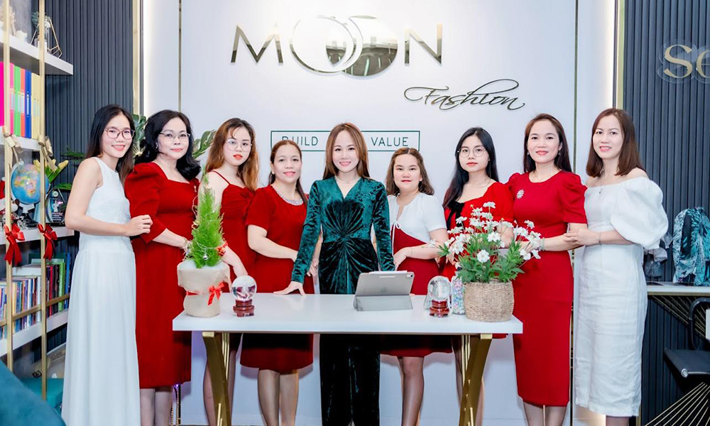 bi-quyet-phoi-do-chinh-chu-cung-moon-fashion-0